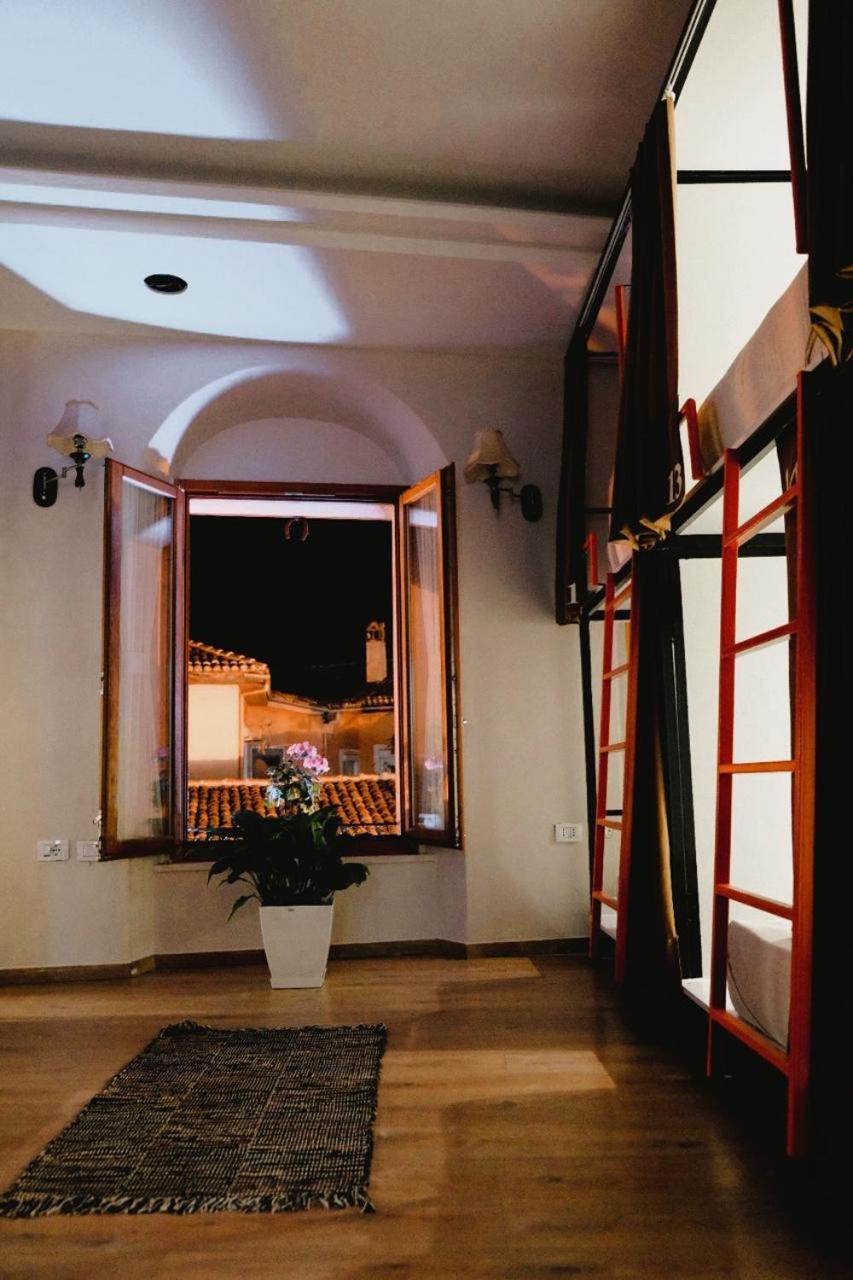 Scodrinon Hostel Shkoder Luaran gambar